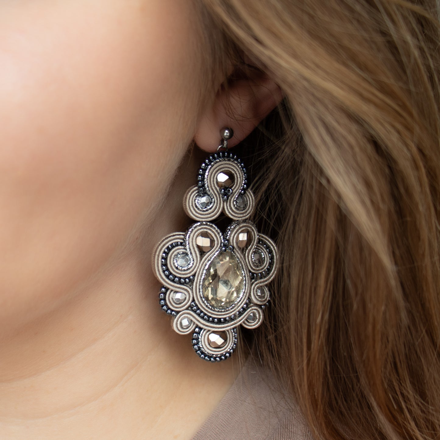 Handmade Sand and Dark Grey Soutache Earrings – Refined and Oriental Jewellery