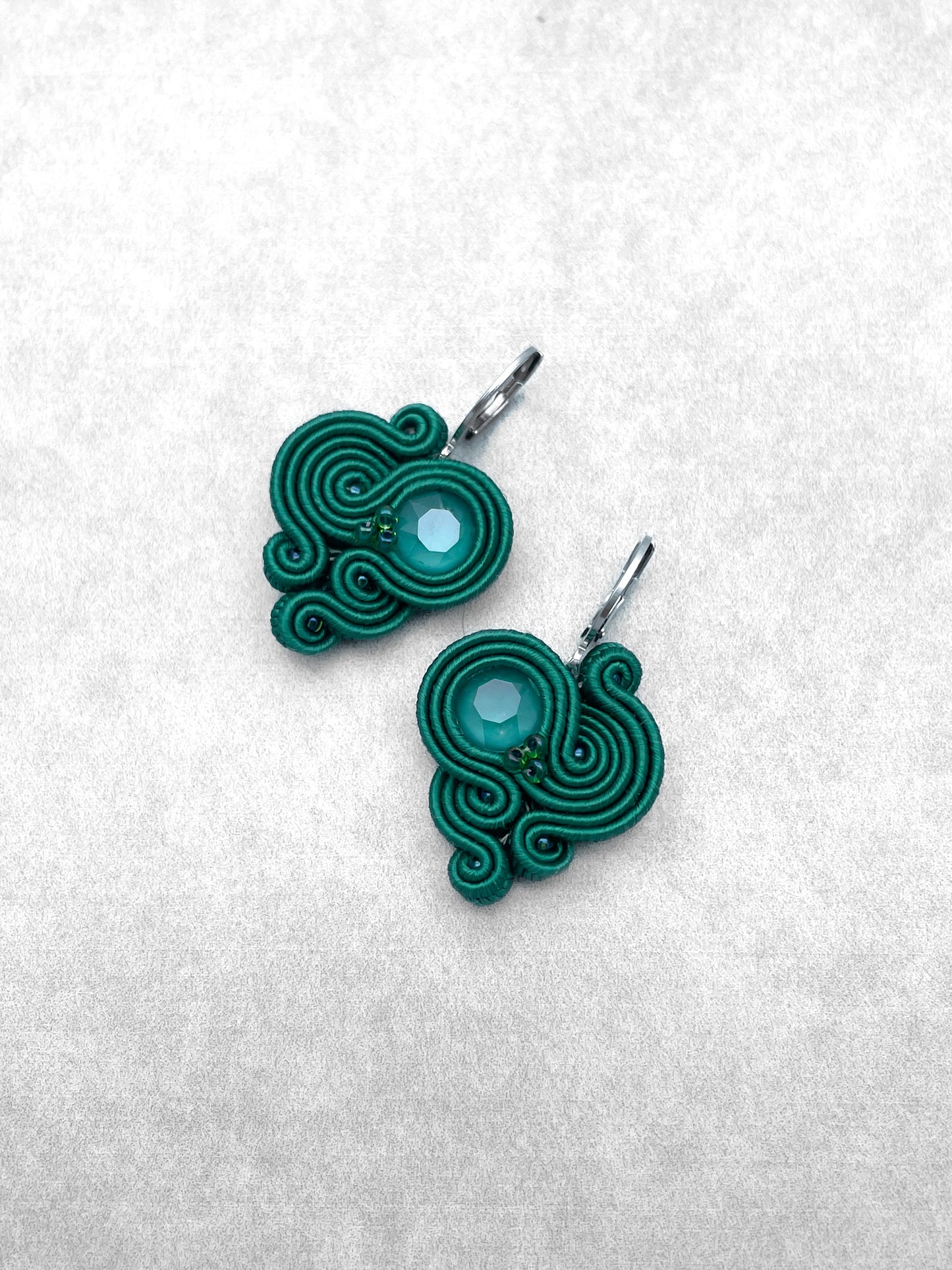Handmade Emerald Soutache Earrings – Unique Jewellery