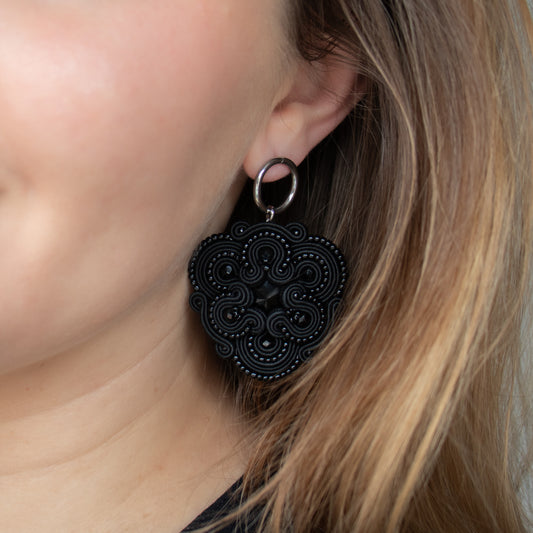 Black soutache earrings. Exclusive and lighweight handmade earrings.