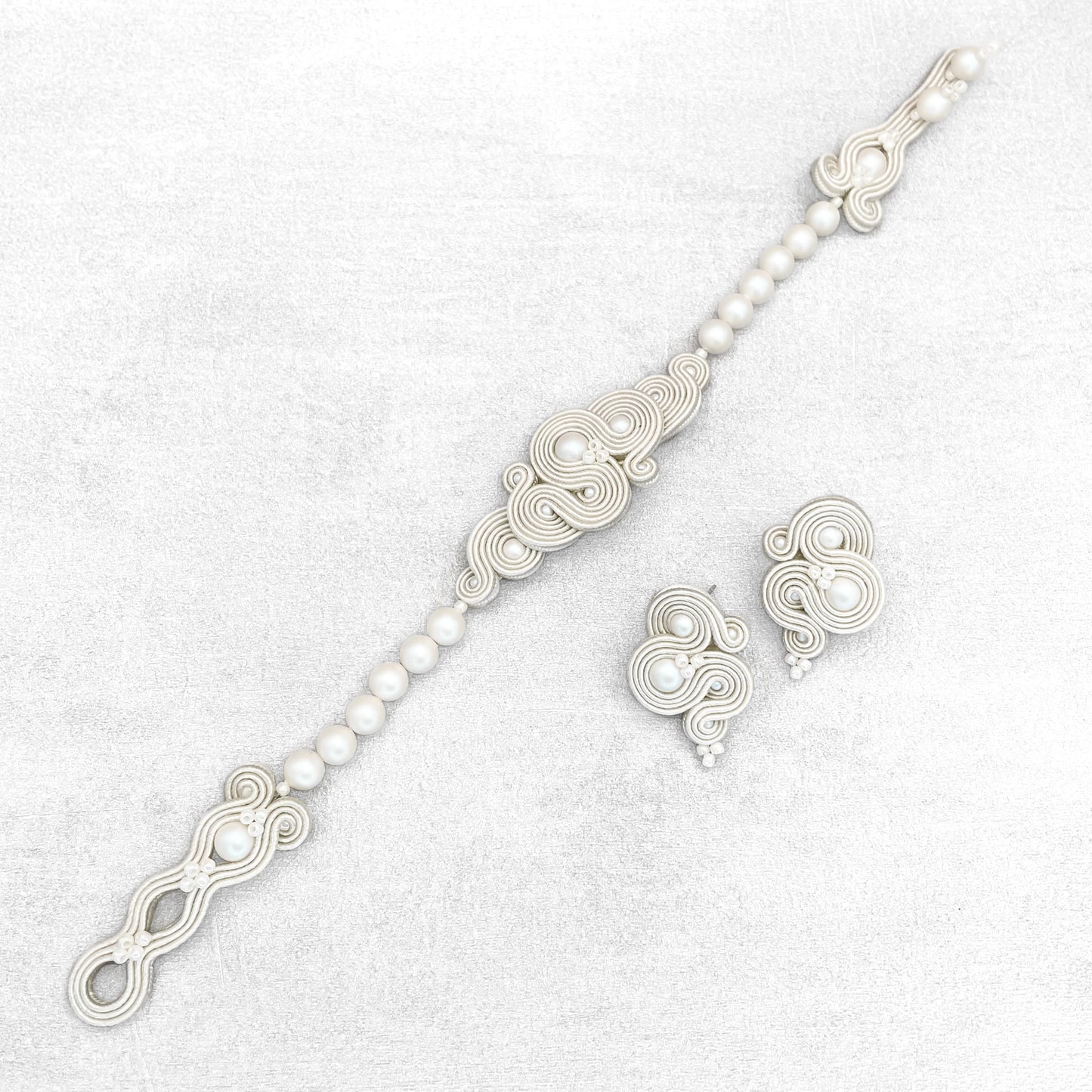 Handmade Ivory Soutache Jewellery Set – Classic and Elegant Wedding Earrings and Bracelet