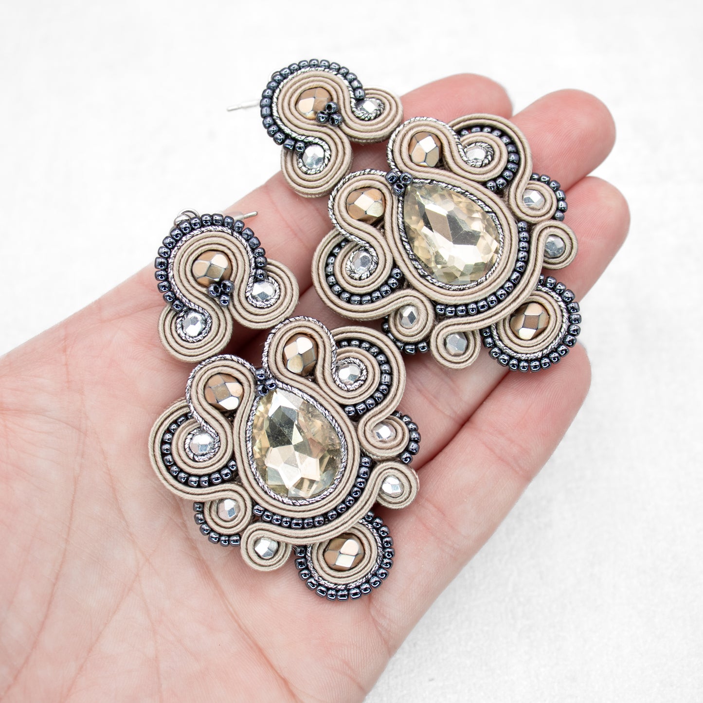 Handmade Sand and Dark Grey Soutache Earrings – Refined and Oriental Jewellery
