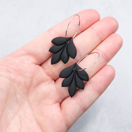 Black leaves earrings. Handmade polymer clay earrings.