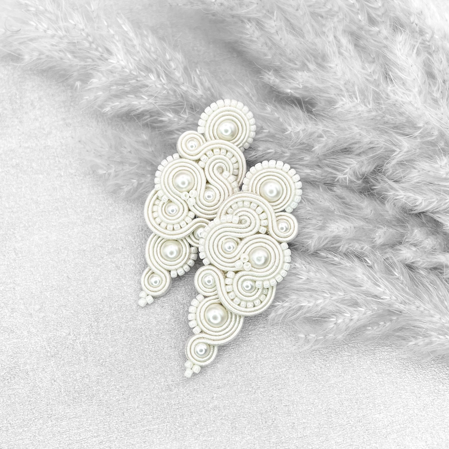 Handmade Ivory Soutache Bridal Earrings – Elegant and Refined Jewellery