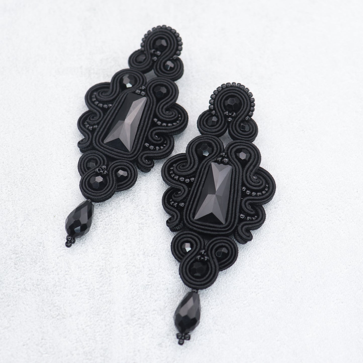 Black soutache earrings. Handmade earrings. Unique and exclusive earrings.