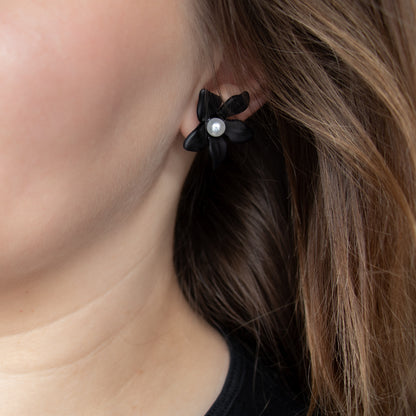 Black flower stud earrings. Handmade acrylic stud earrings.