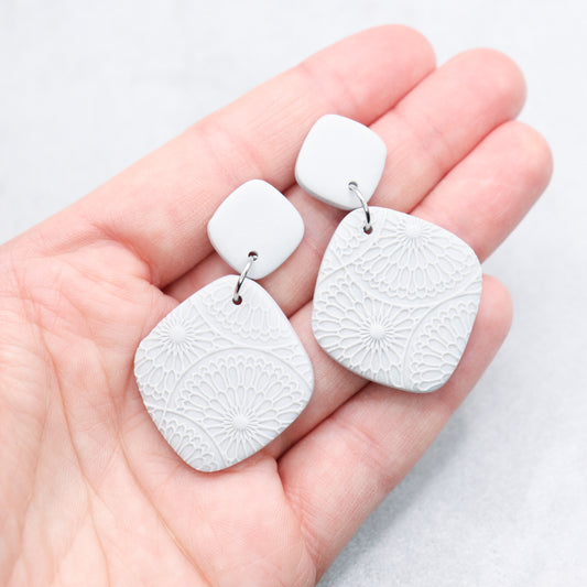 Light grey rhombus earrings. Handmade polymer clay earrings.