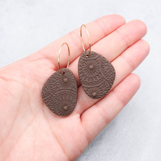 Brown pebble earrings. Handmade polymer clay earrings with hoop earrings.