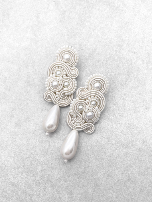 Handmade Bridal Ivory Earrings – Elegant and Unique Soutache Jewellery